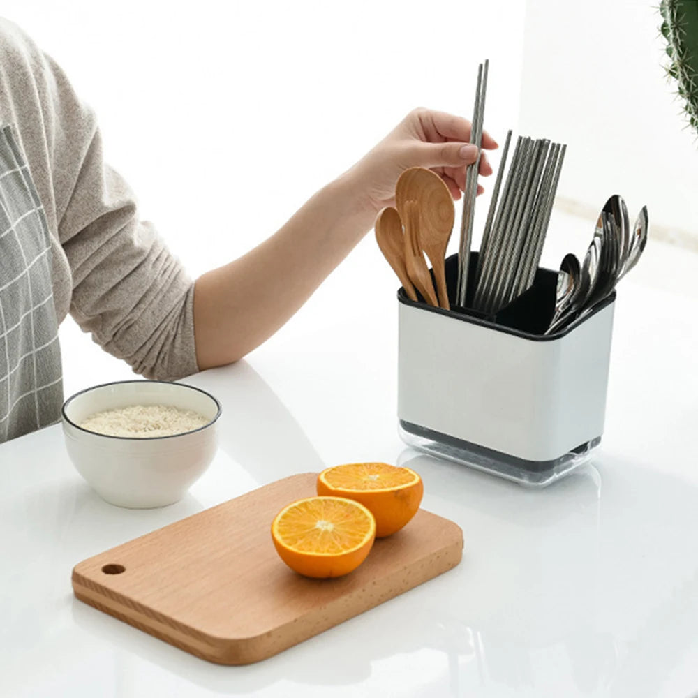 Scola stoviglie resistente e facile da pulire