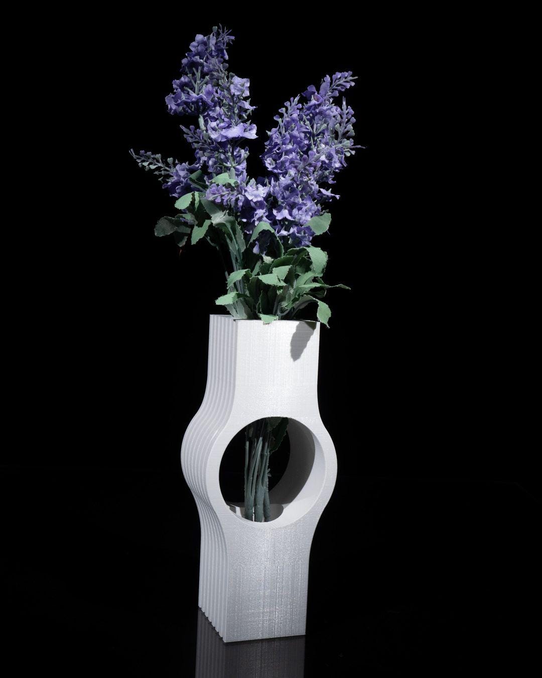 Nallo Vase – Vaso geometrico moderno stampato in 3D, arredamento contemporaneo per la casa e pezzo d'arredo scultoreo
